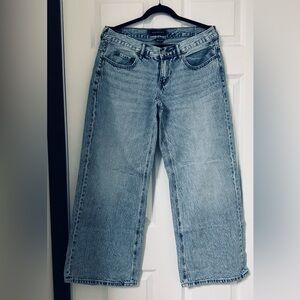 Aeropostale Light Wash Wide Leg Jeans